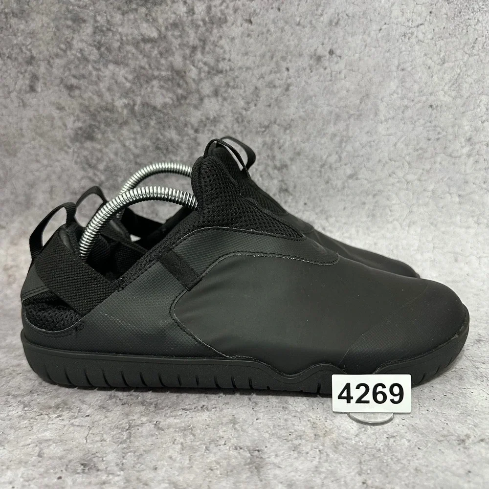Nike Air Zoom Pulse Mens Size 10 Black Triple Black CT1629-003 Slip On Nursing